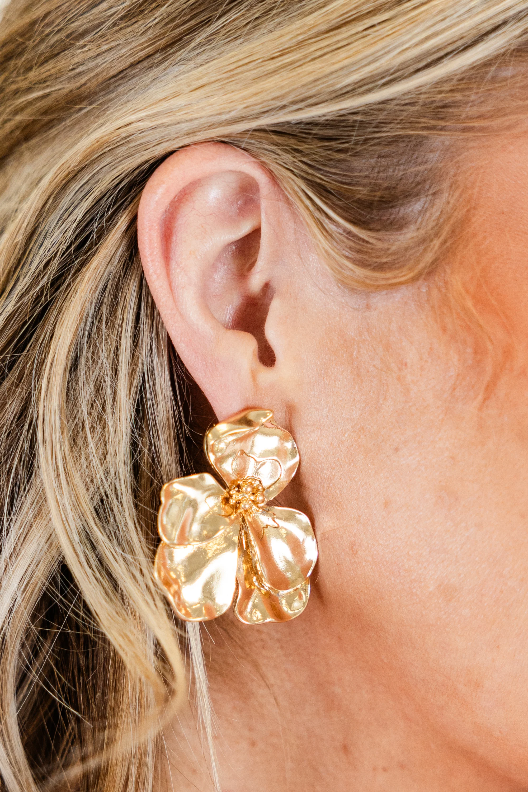 Timeless Flowers Earrings, Gold - Giverhouse