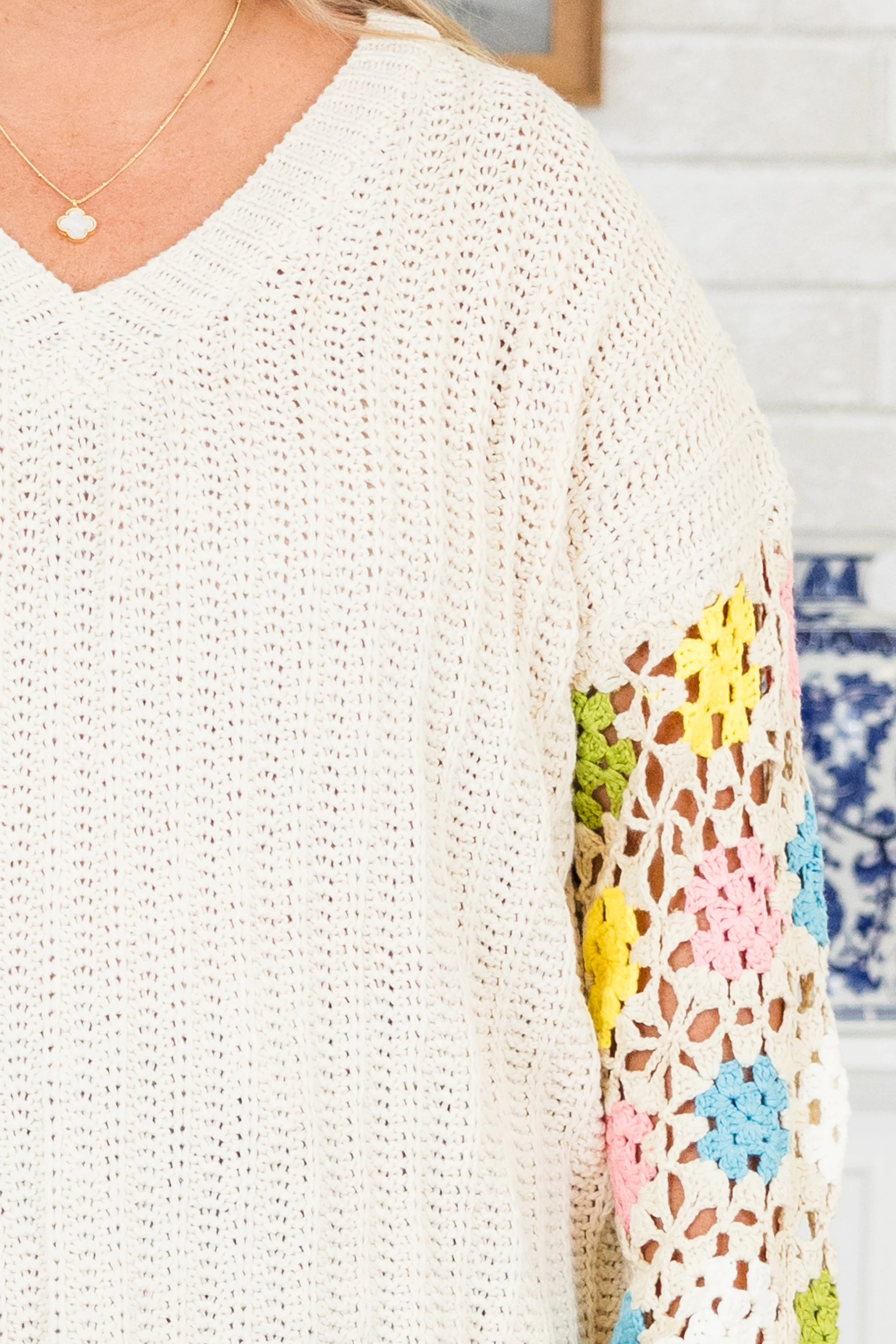 Queen Of Harmony Sweater, Cream - Giverhouse