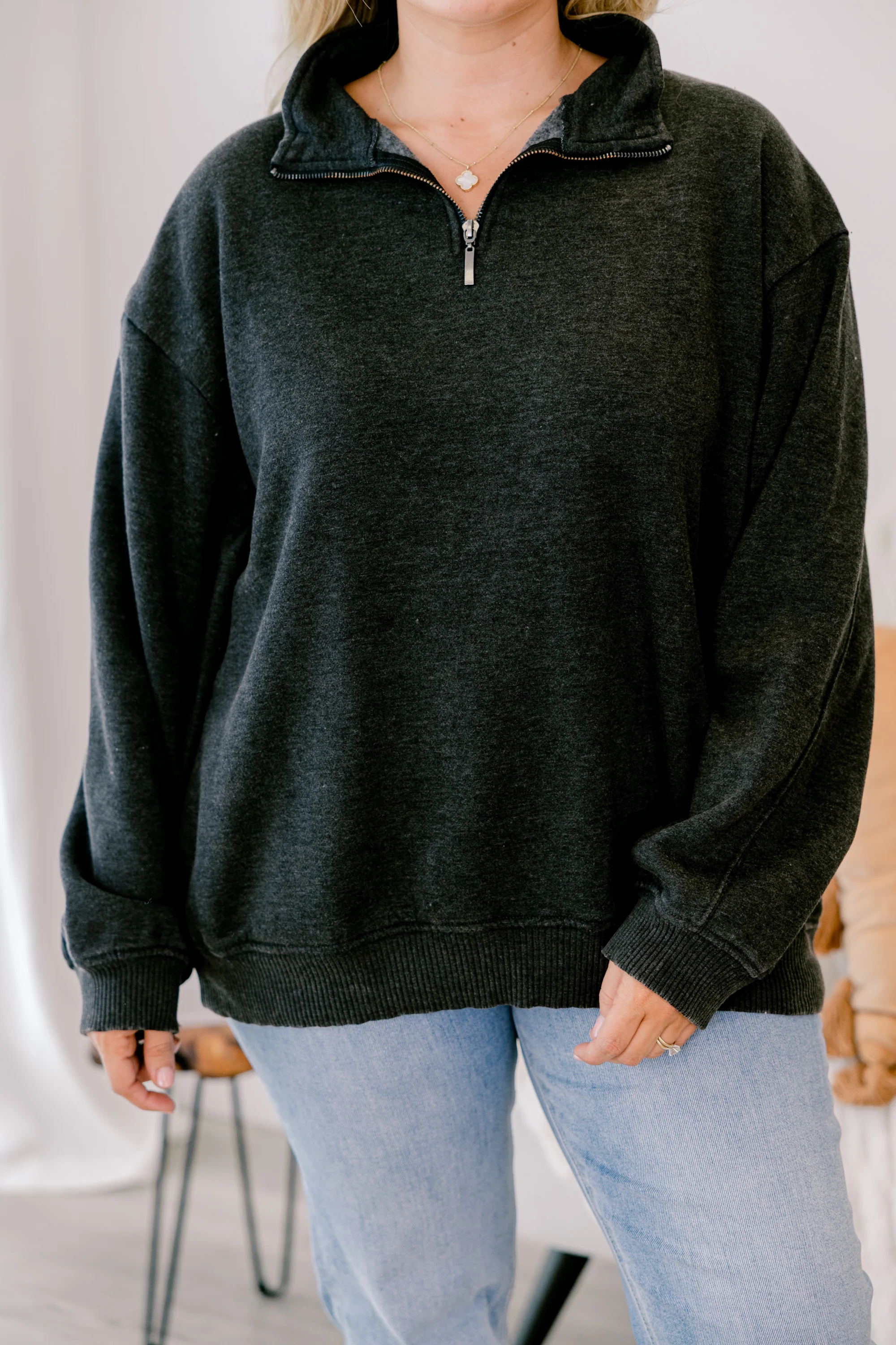 Time To Tell Pullover, Black - Giverhouse