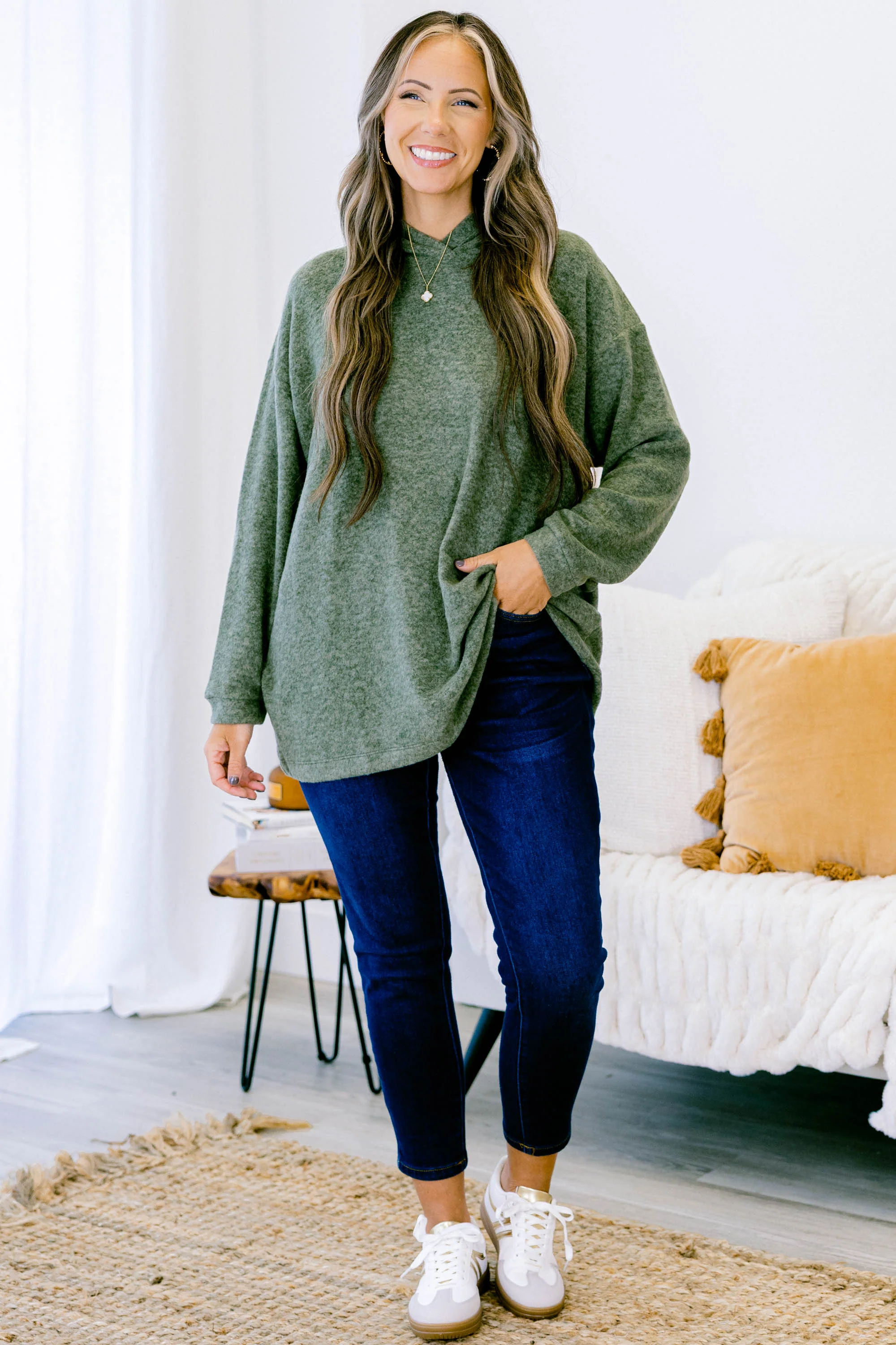 I Am On The Go Top, Dark Olive - Giverhouse