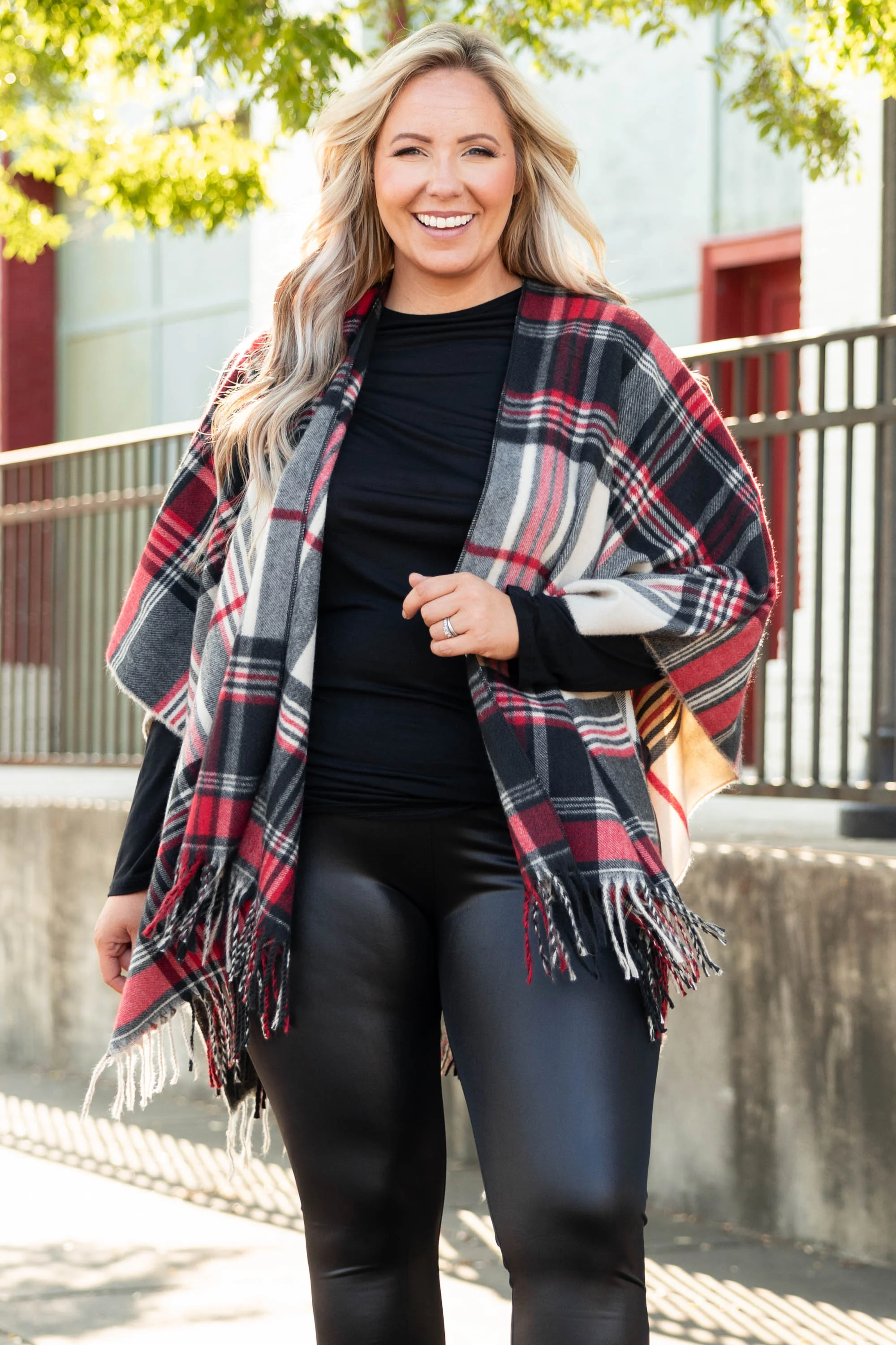 The Overlook Poncho, Red - Giverhouse