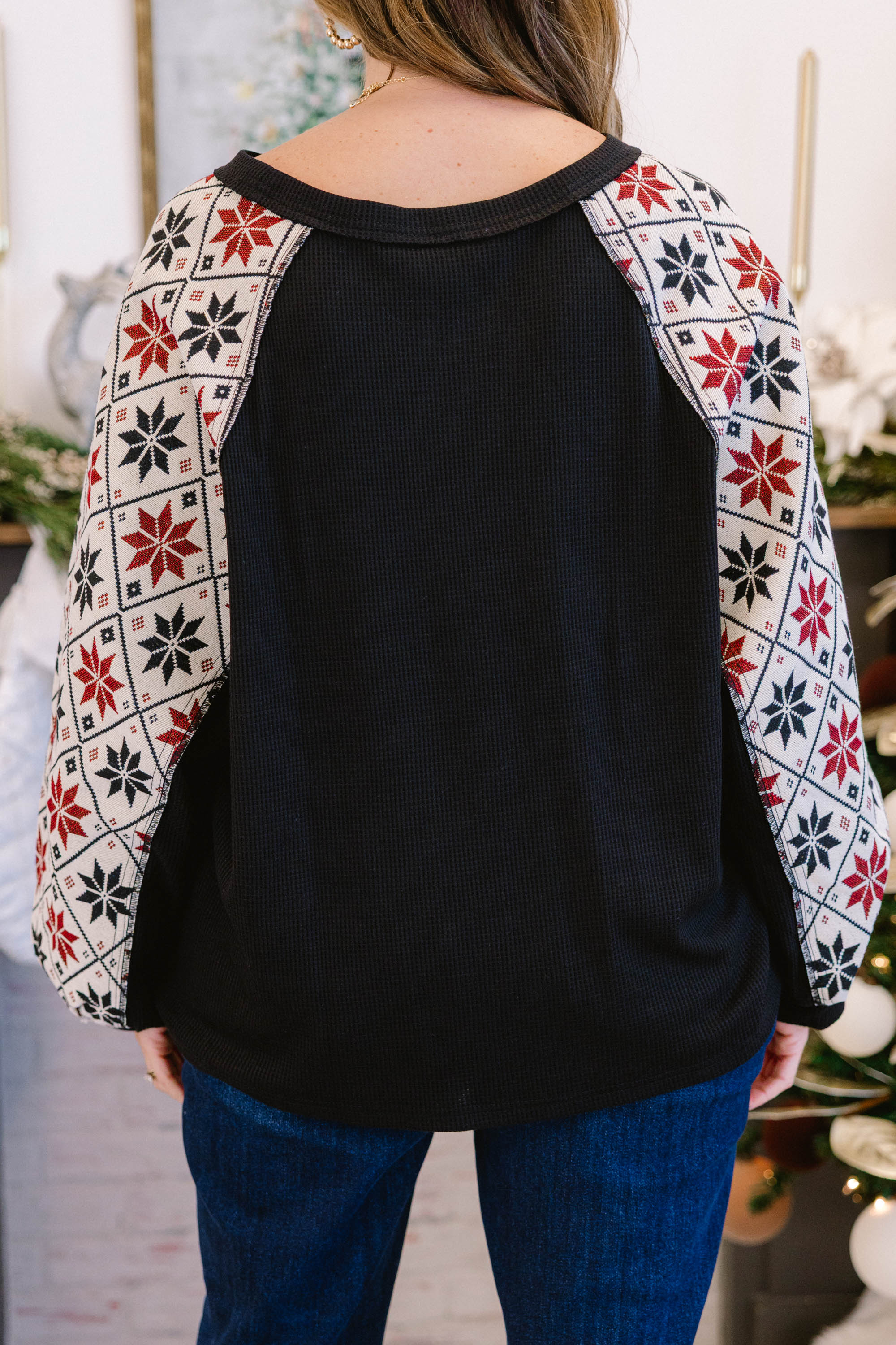 Meet At The Market Top, Black Snowflake - Giverhouse