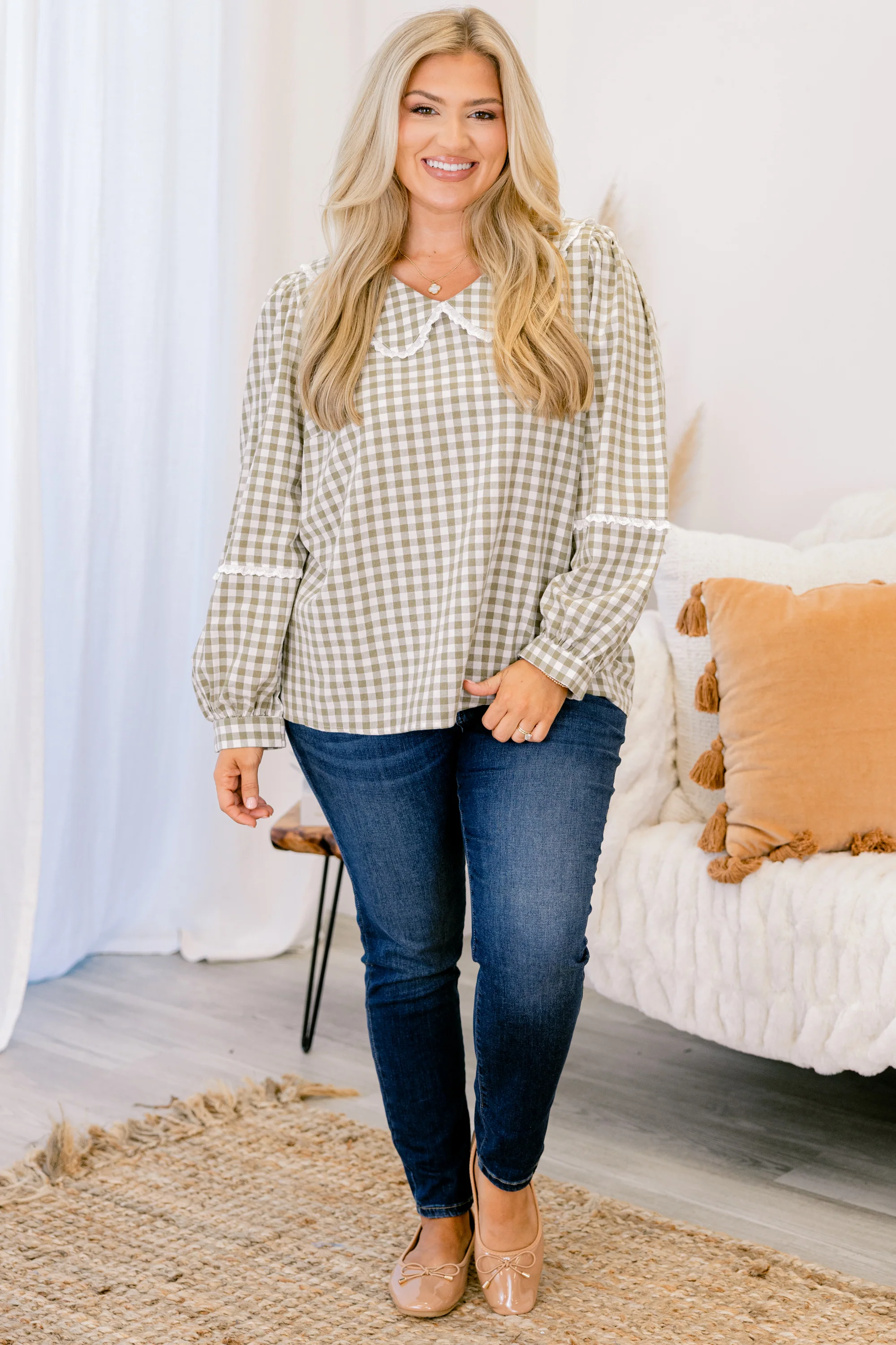 In Our Worlds Top, Green - Giverhouse