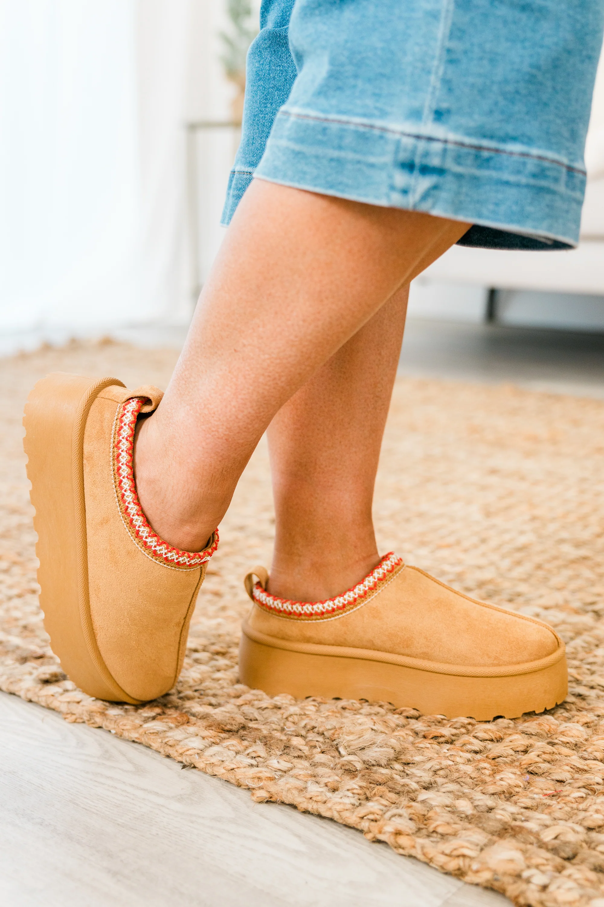 Cozy Vibes Only Slippers, Tan - Giverhouse