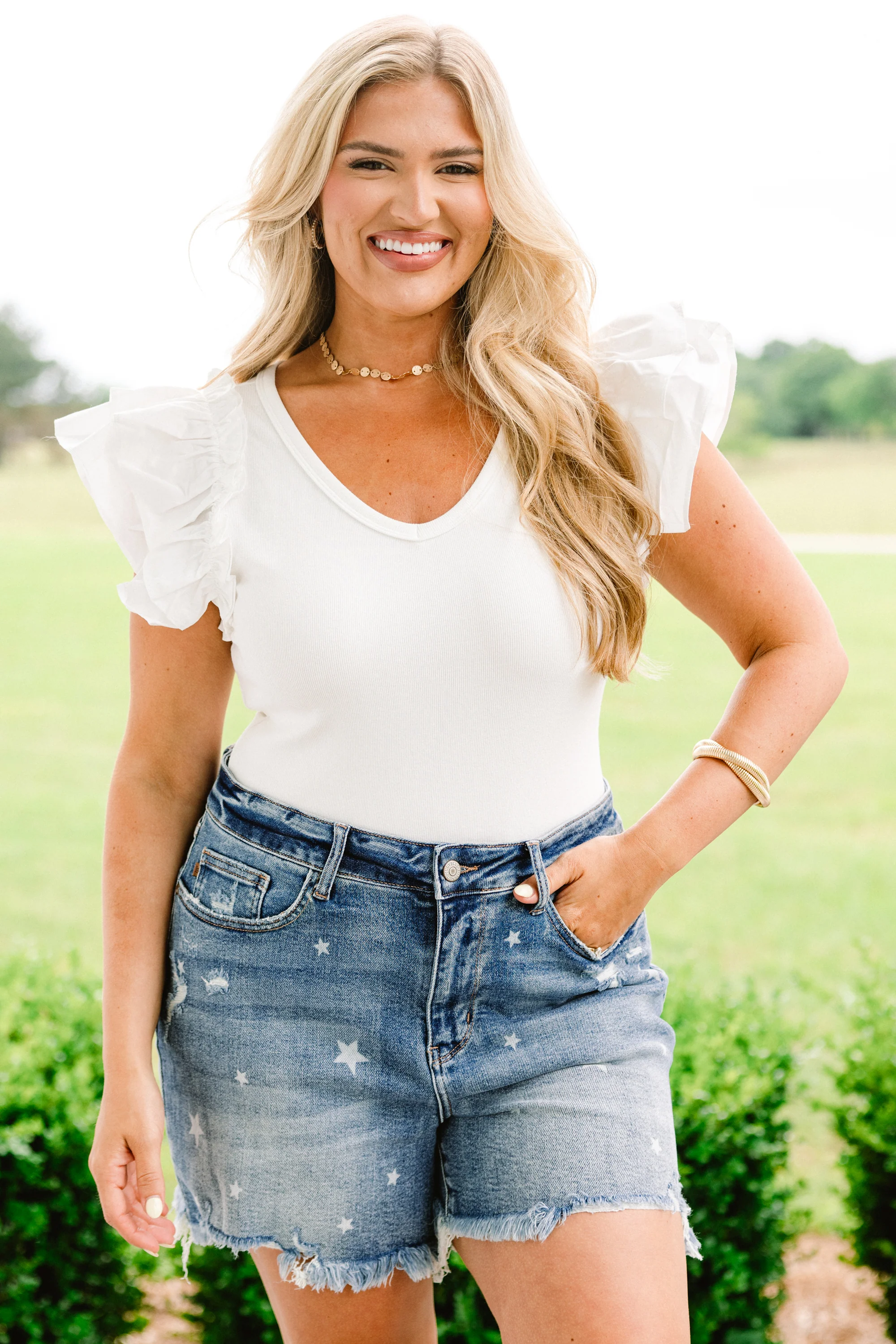 Judy Blue: Seeing The Stars Shorts, Medium Wash - Giverhouse