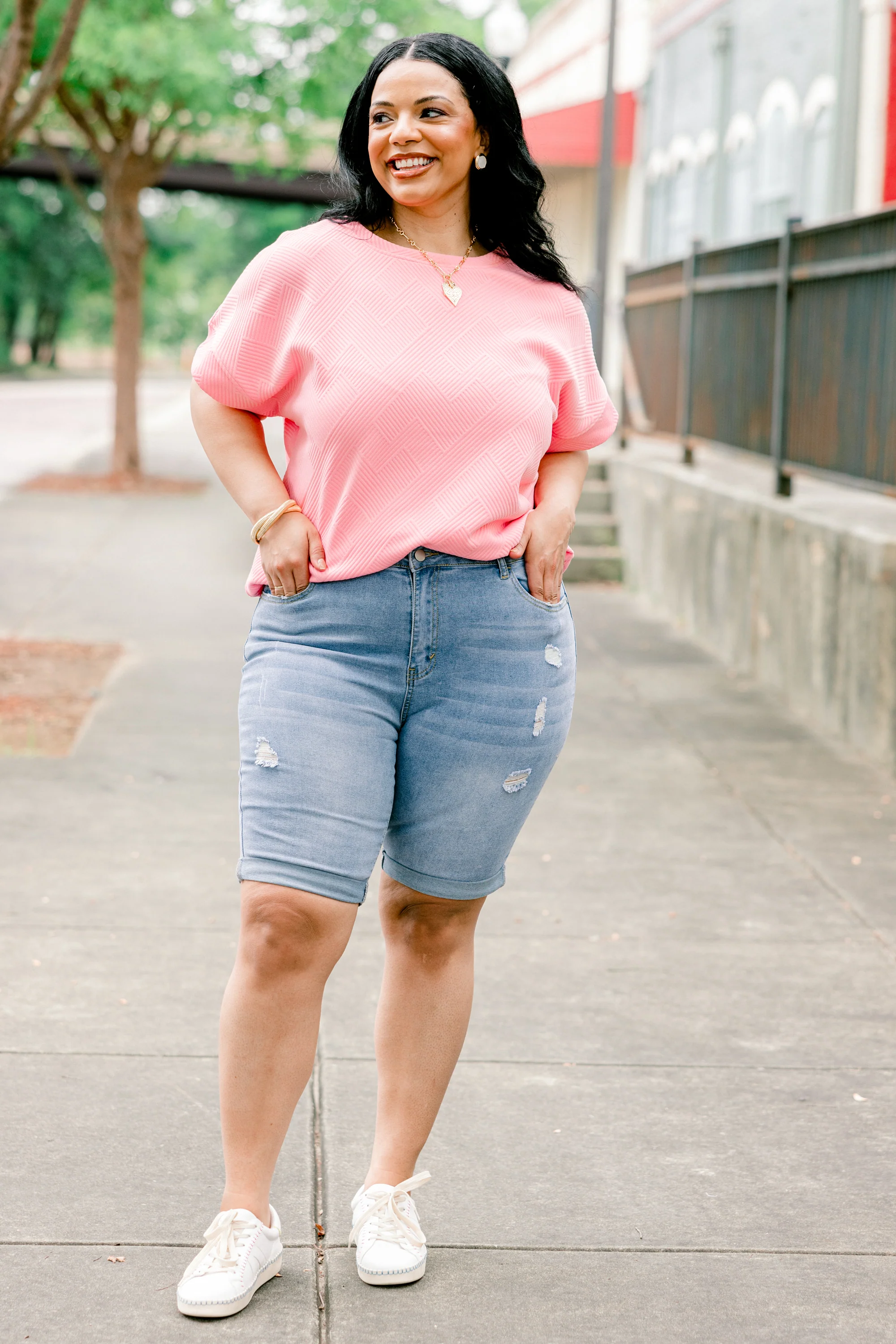 Palm Oasis Shorts, Light Wash - Giverhouse