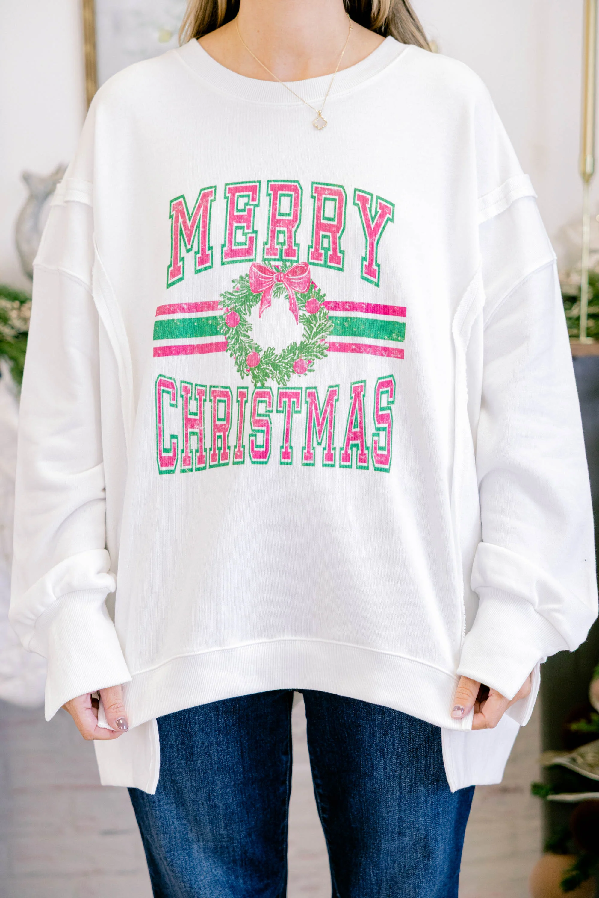 It's A Pink Christmas Comfy Crew, Ivory - Giverhouse