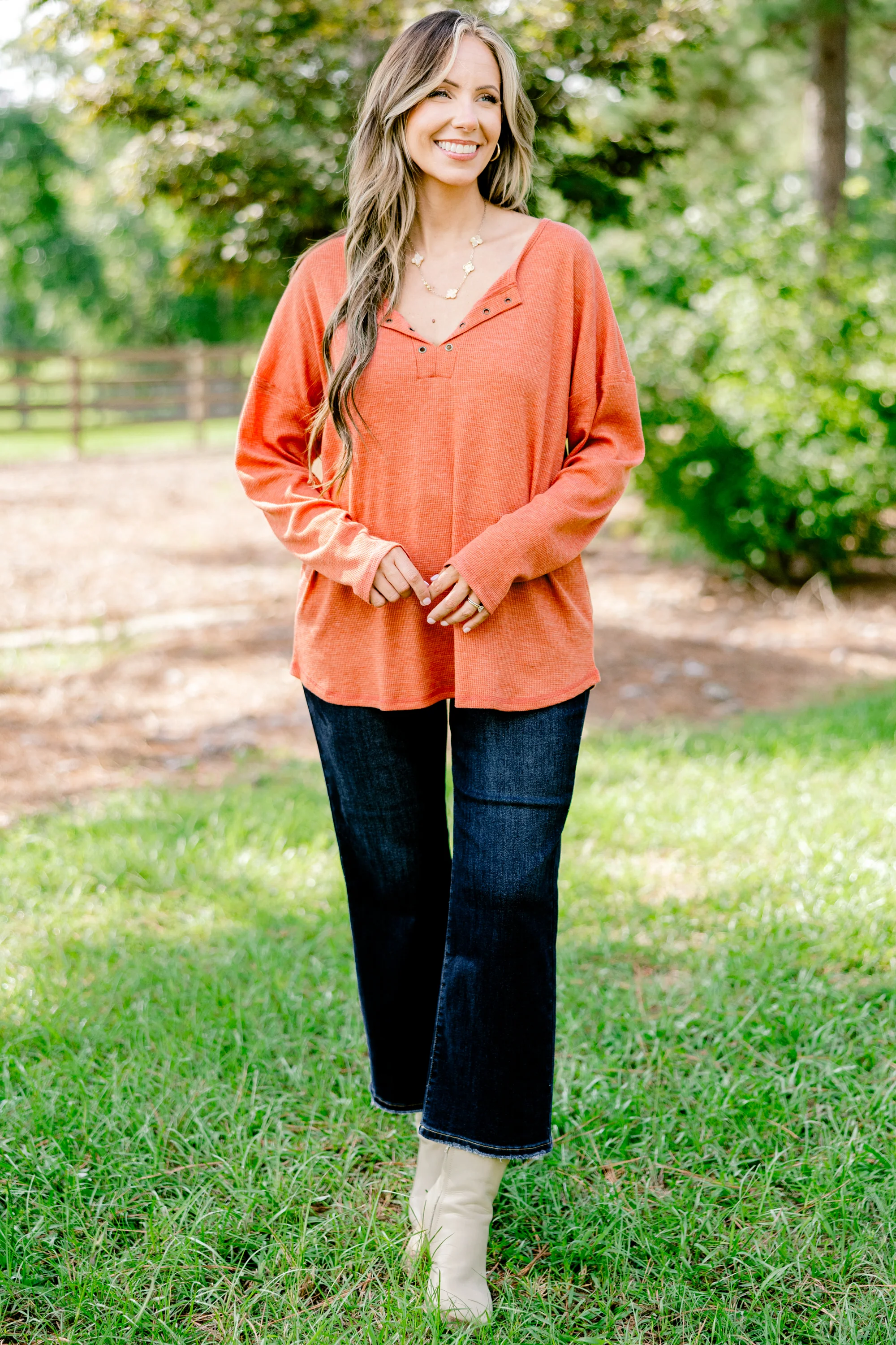 Loves It Top, Rust - Giverhouse