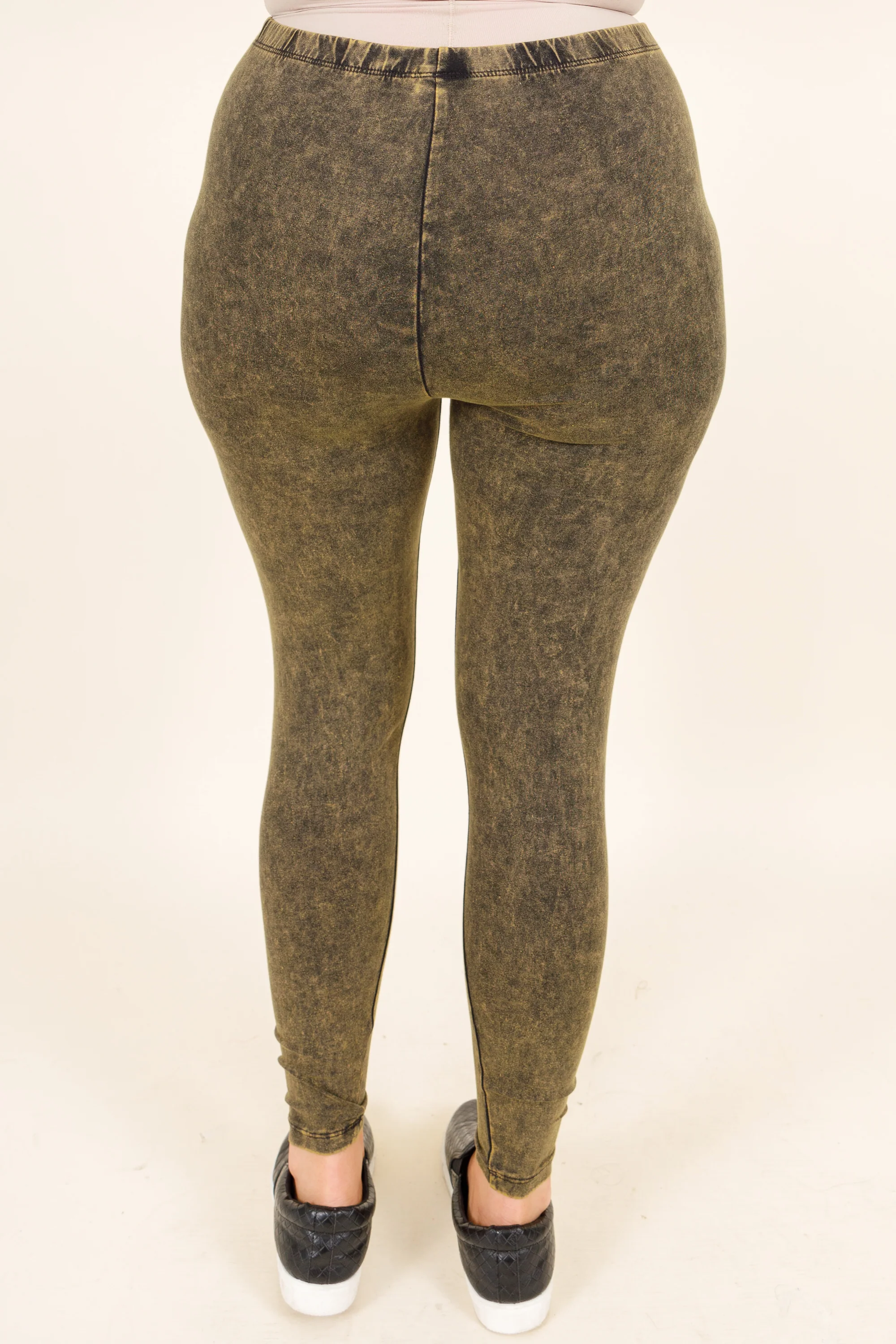 Well Worth It Mineral Wash Leggings, Olive - Giverhouse
