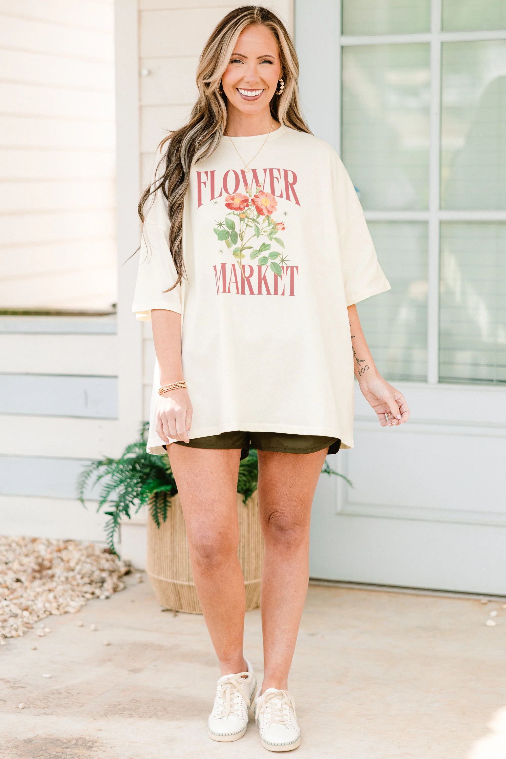 Run The World Shorts, Dark Olive - Giverhouse