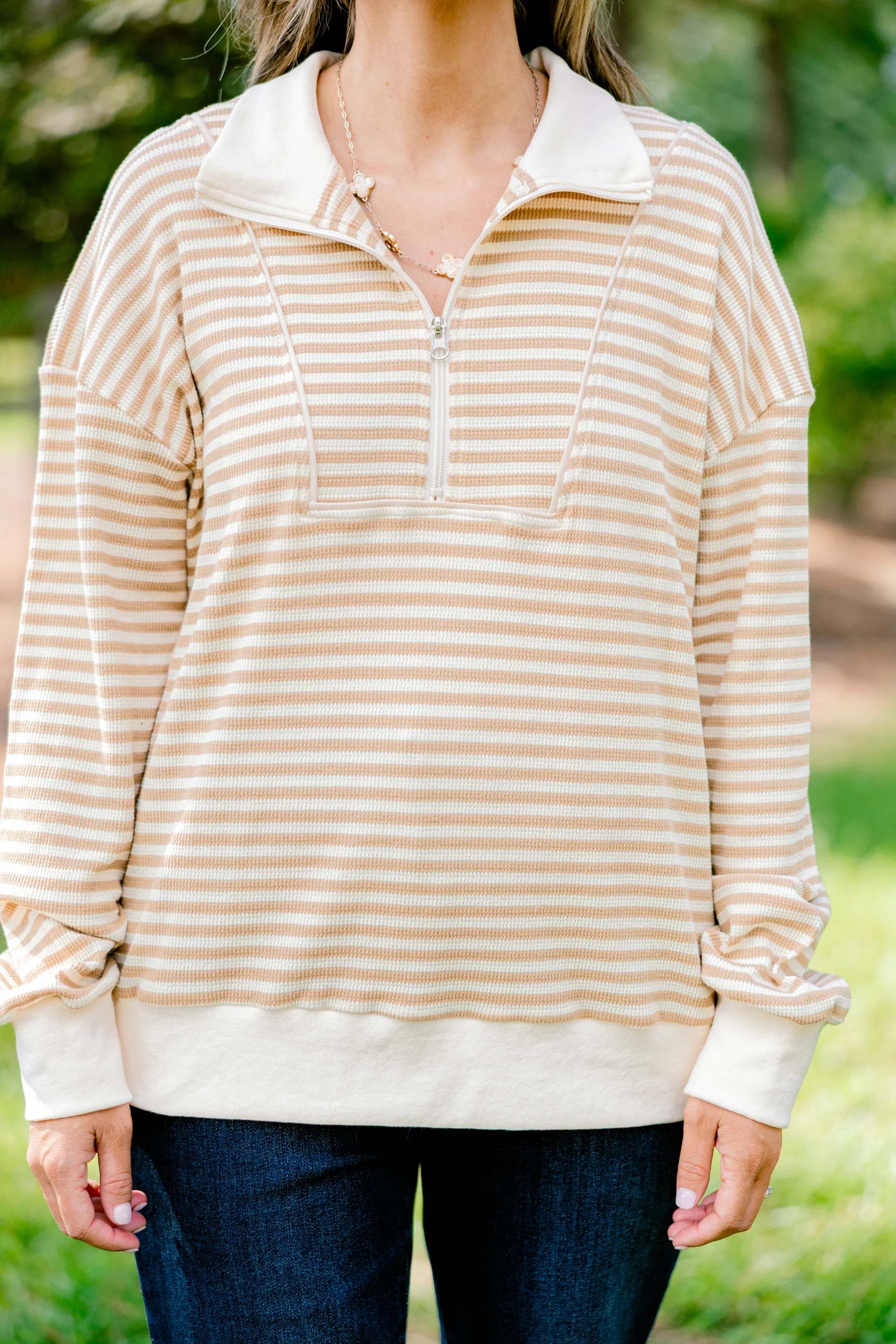 She's An Academic Pullover, Brown-Cream - Giverhouse