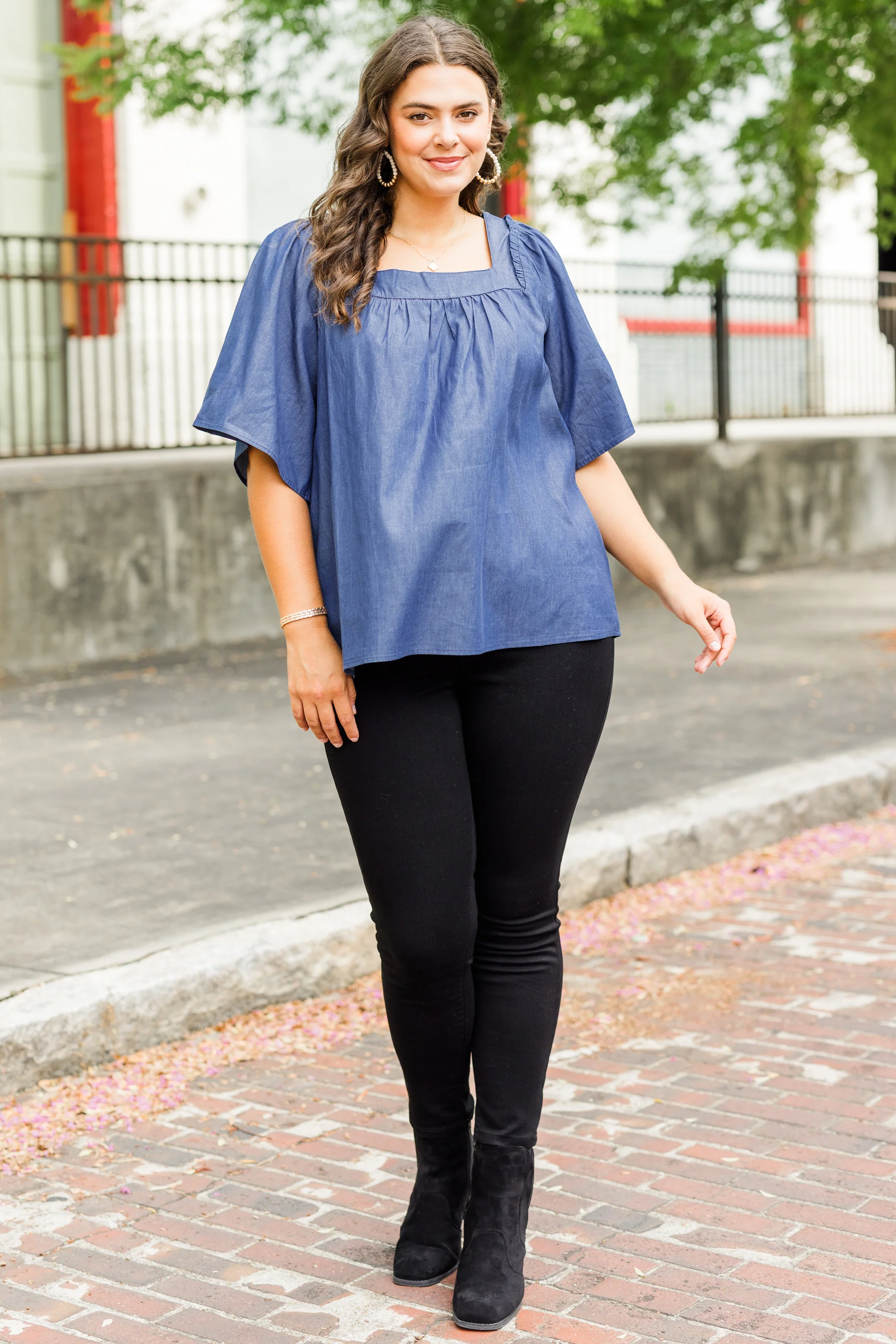 Blue Jean Babe Top, Medium Wash - Giverhouse