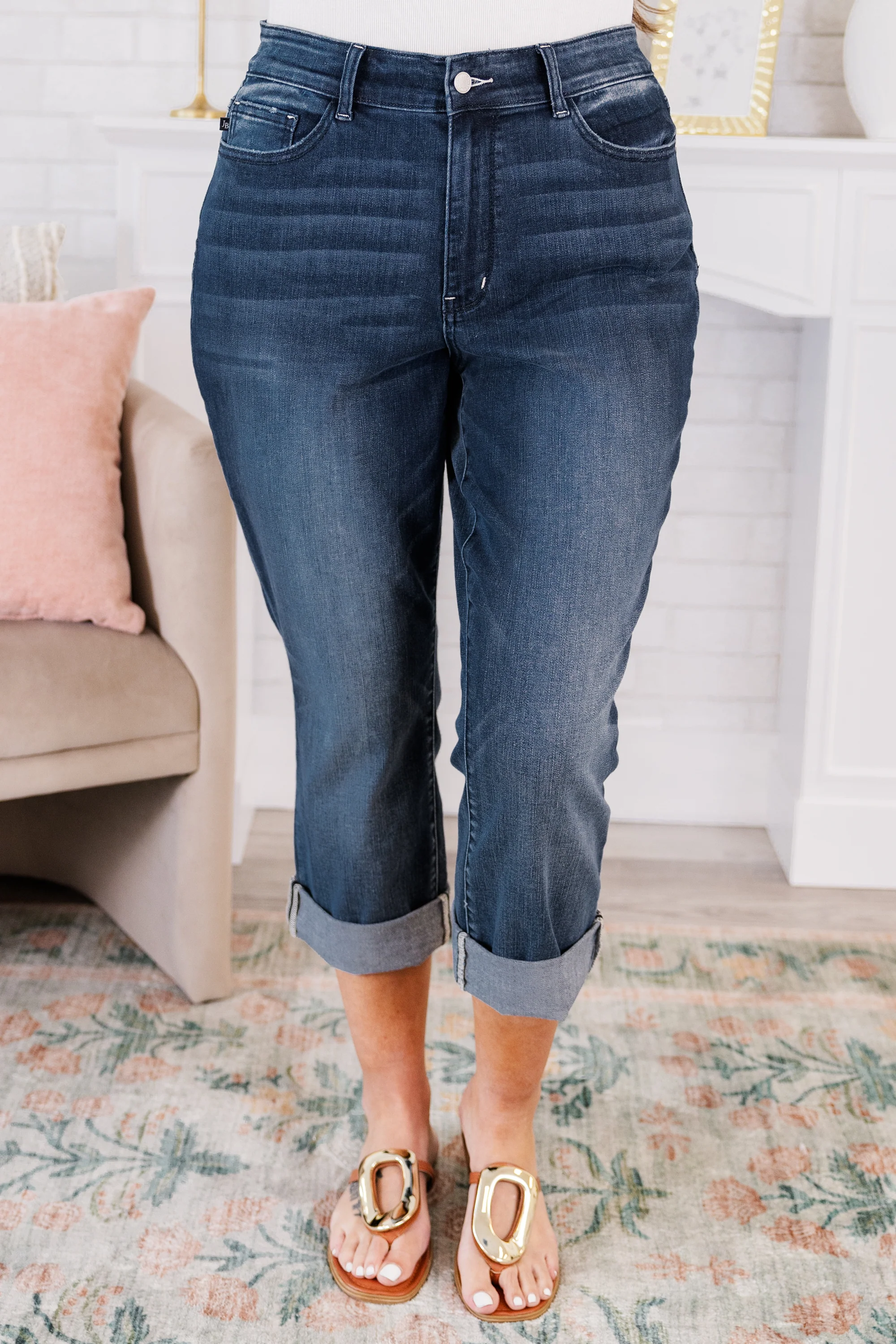 Judy Blue: Caught In The Rain Capris, Dark Wash - Giverhouse