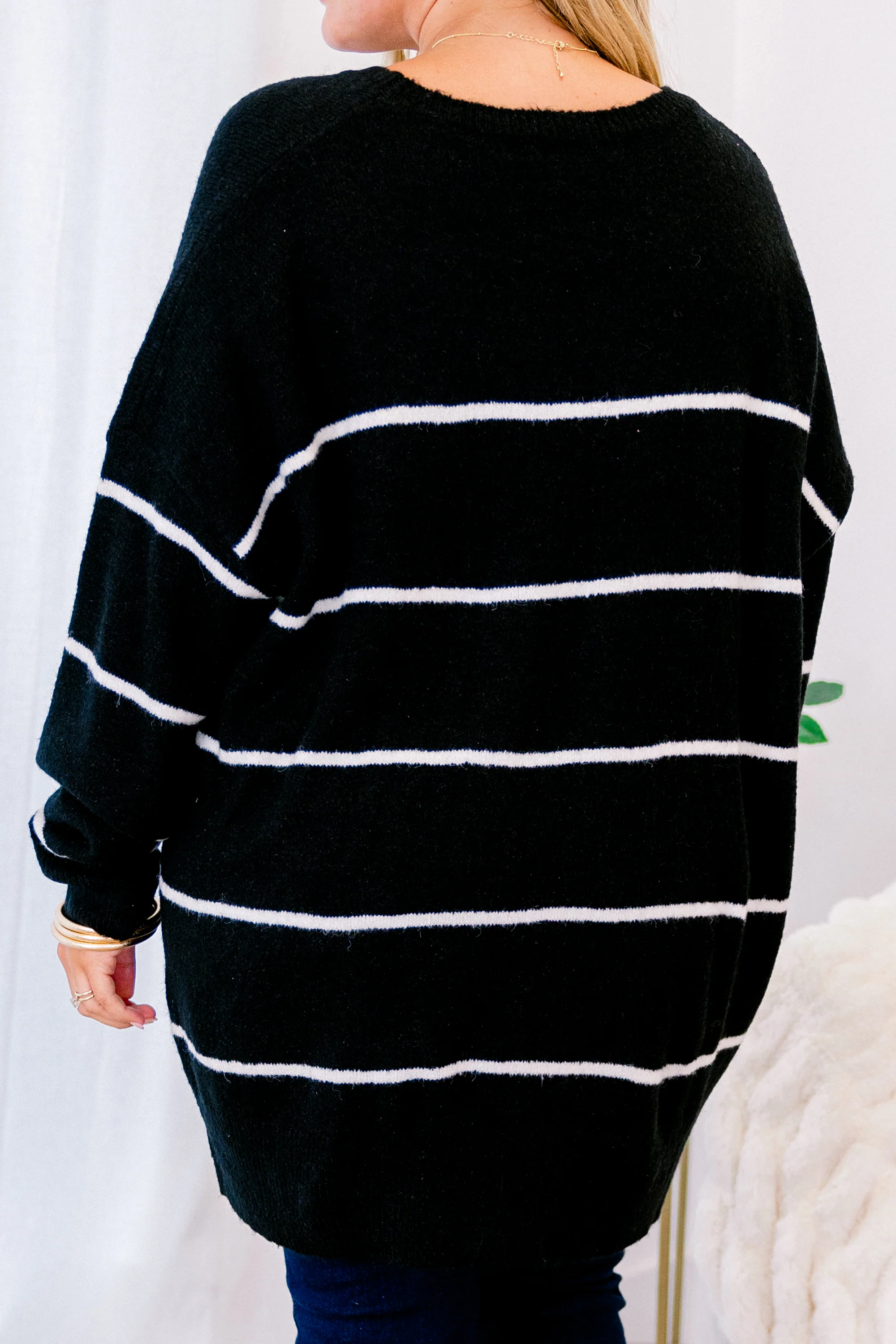 Slumber Party Sweater, Black-Cream - Giverhouse