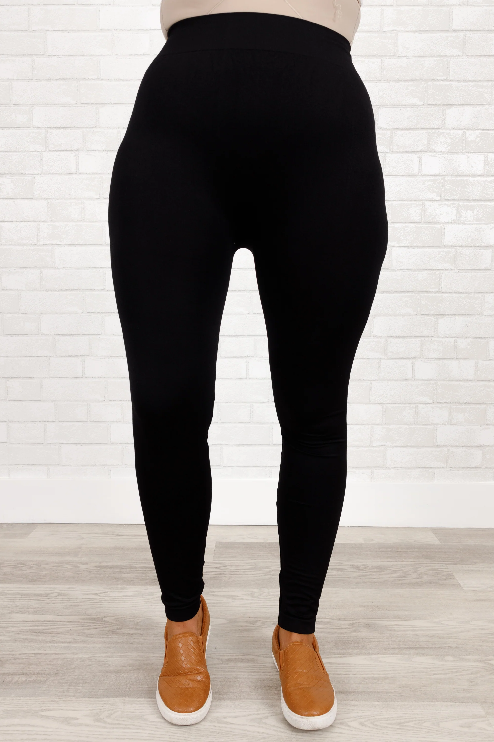 Let Me See You Walk Leggings, Black - Giverhouse